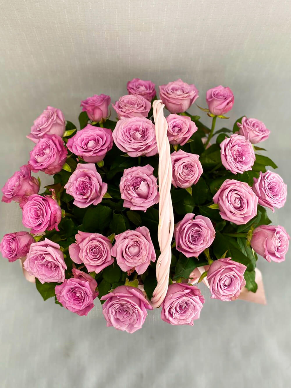 Розы в корзине "Флёр"